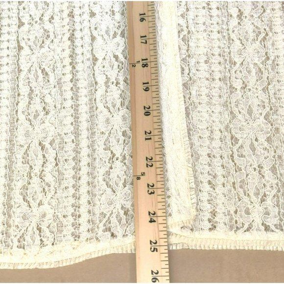 NWT Liz Claiborne Size M White Sheer Lace Button Down Short Sleeve Blouse - Picture 4 of 15